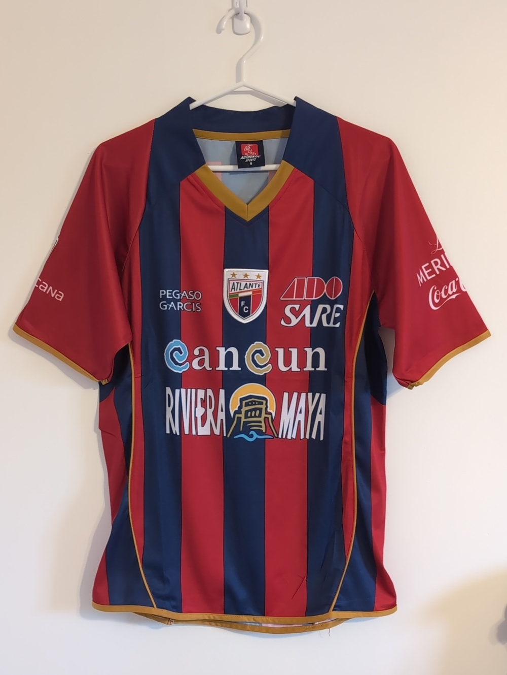 Atlante FC Men’s Red & Navy Striped Jersey